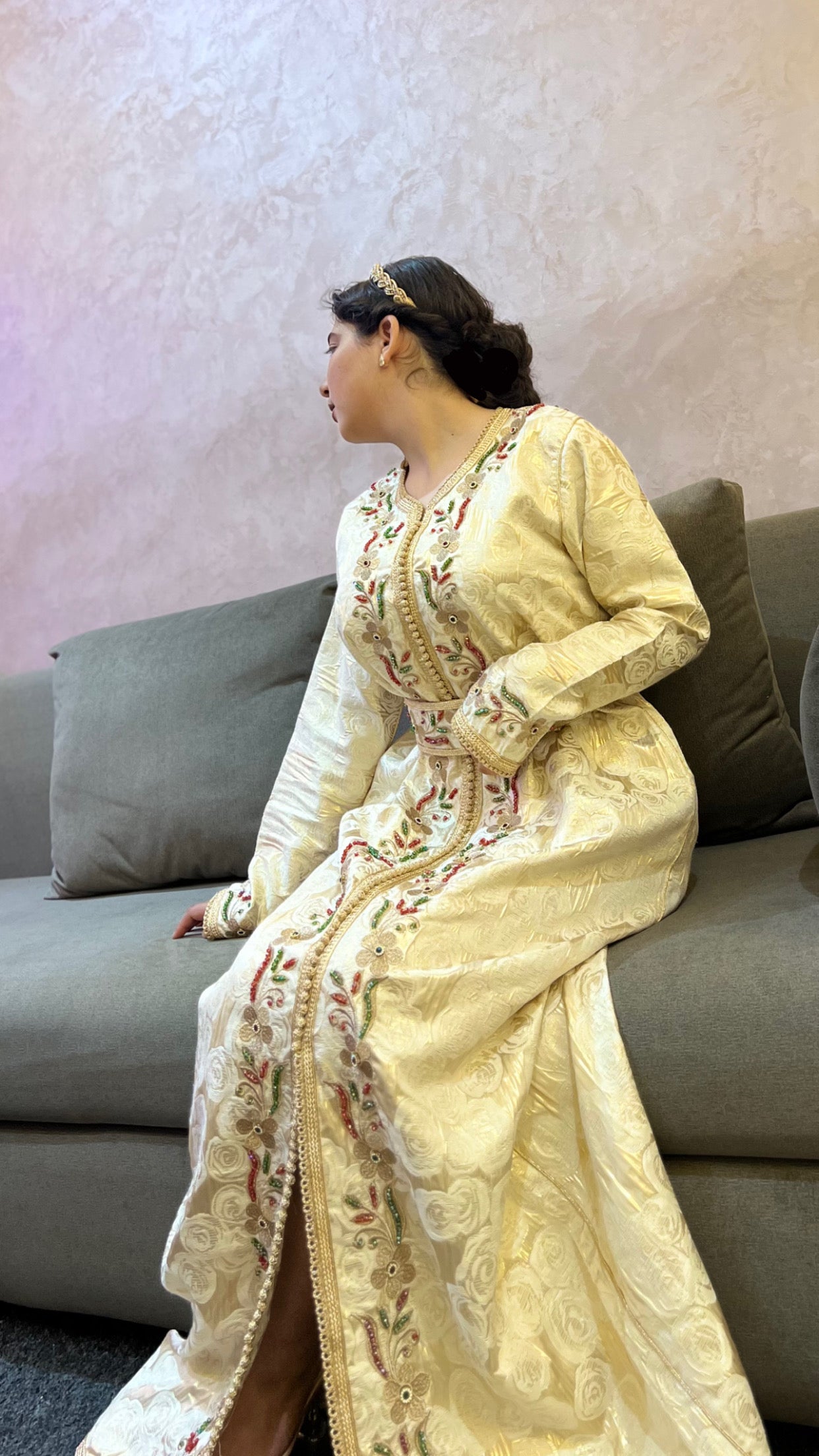 Copper caftan decorated with colored stones