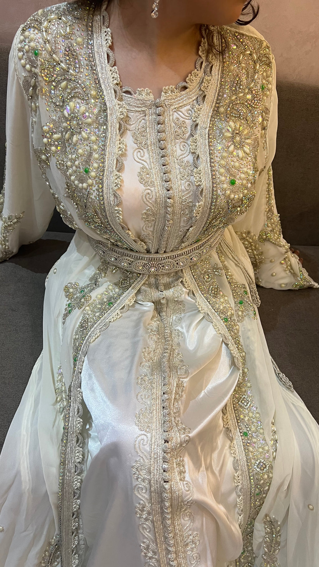 White kaftan with stones