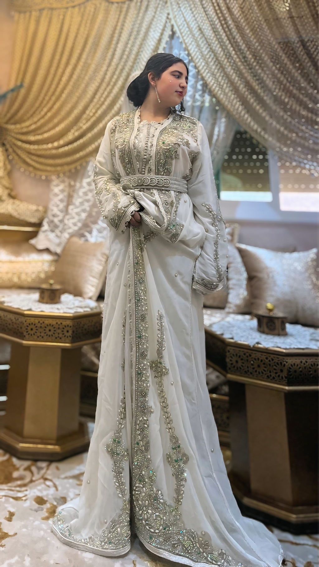 White kaftan with stones