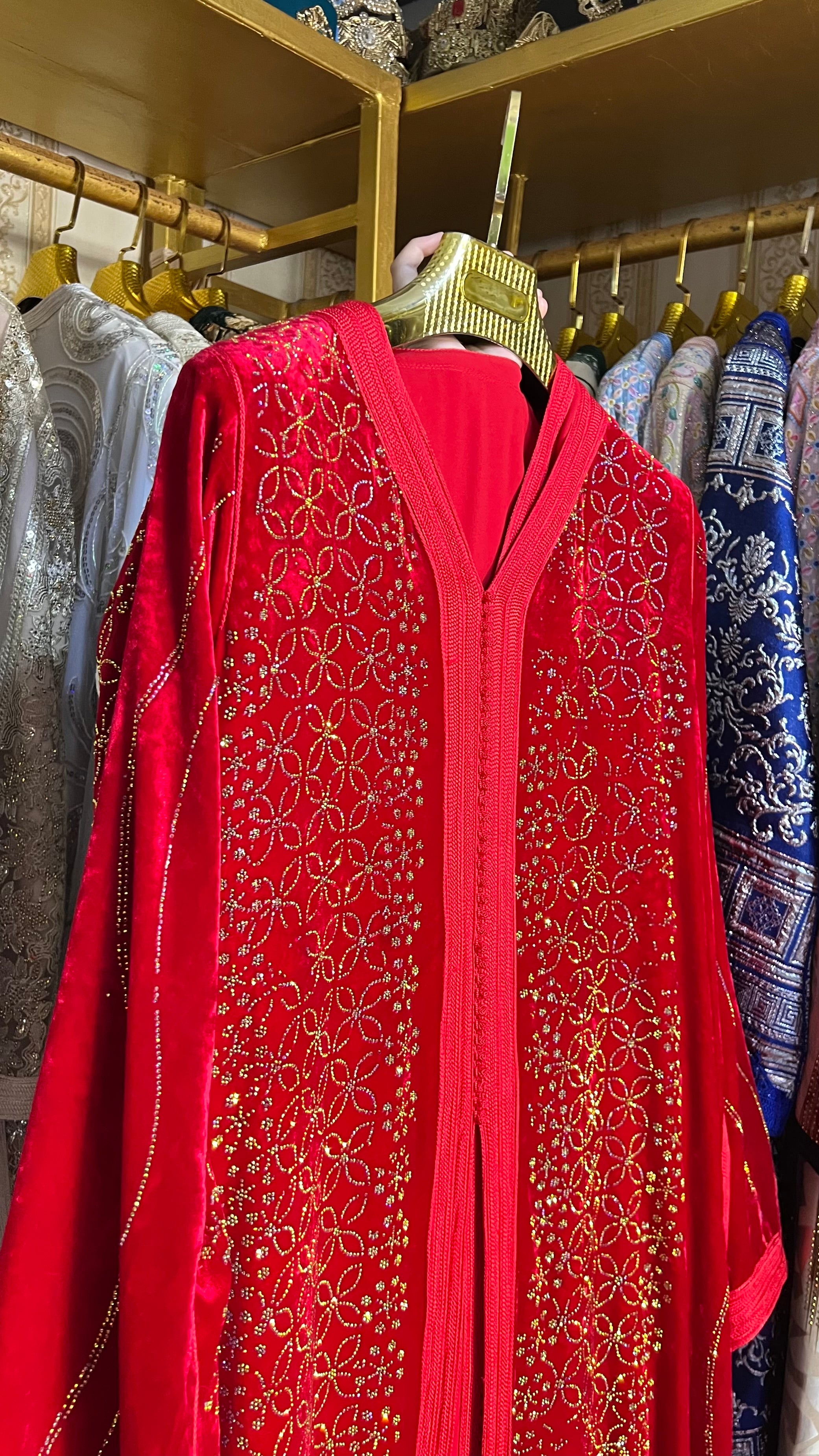 قفطان مخملي