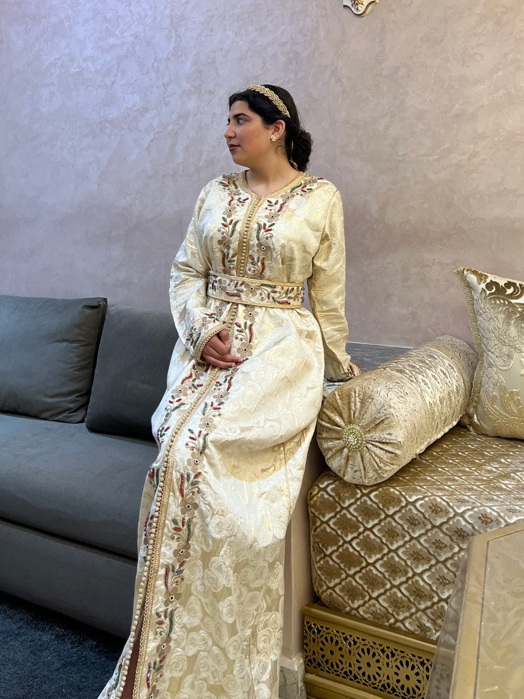 Copper caftan decorated with colored stones